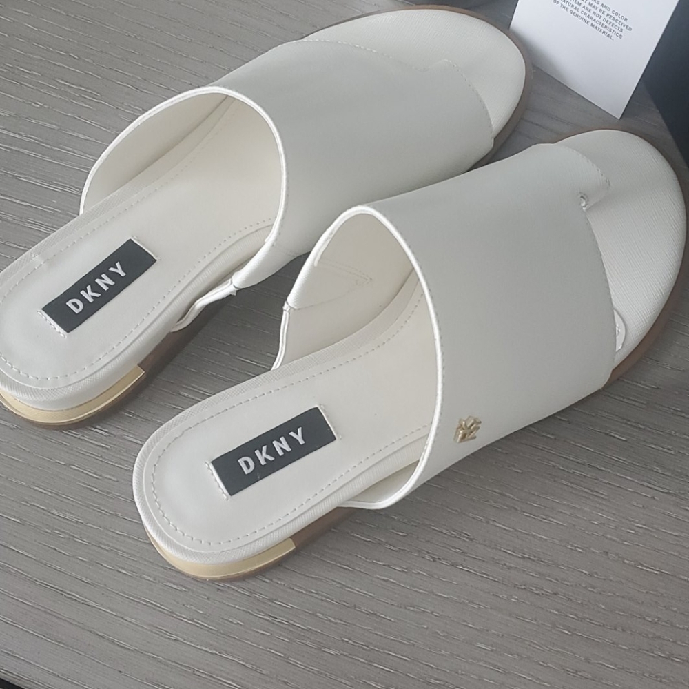 NWT DKNY shoes - Picture 6 of 7